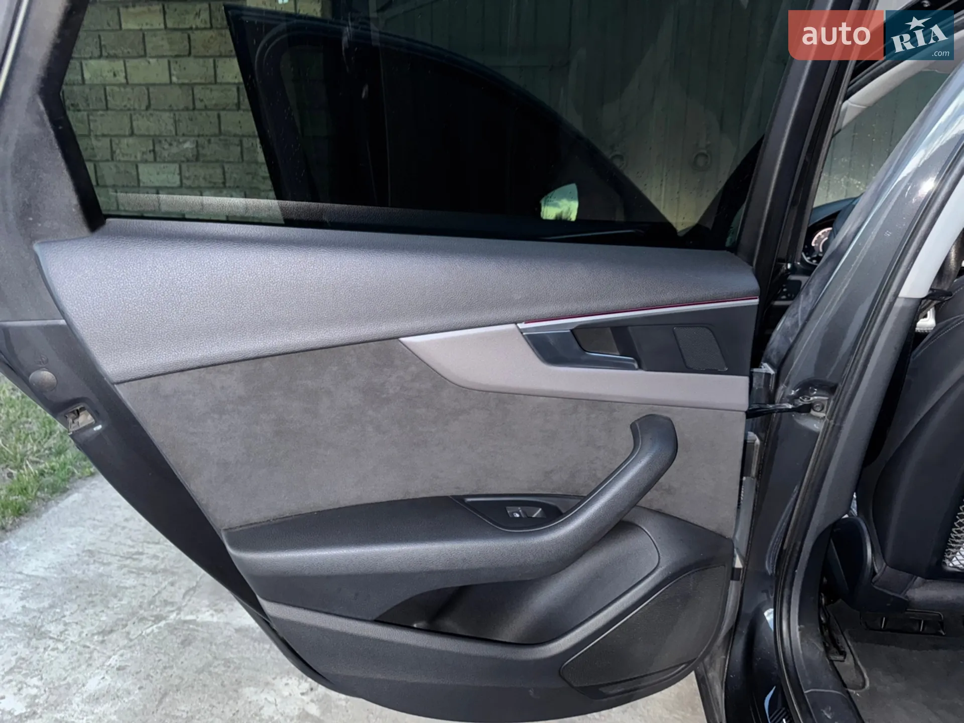 Audi A4 2016 VIN WAUZZZF41GA037992 фото оголошення 21 з 27