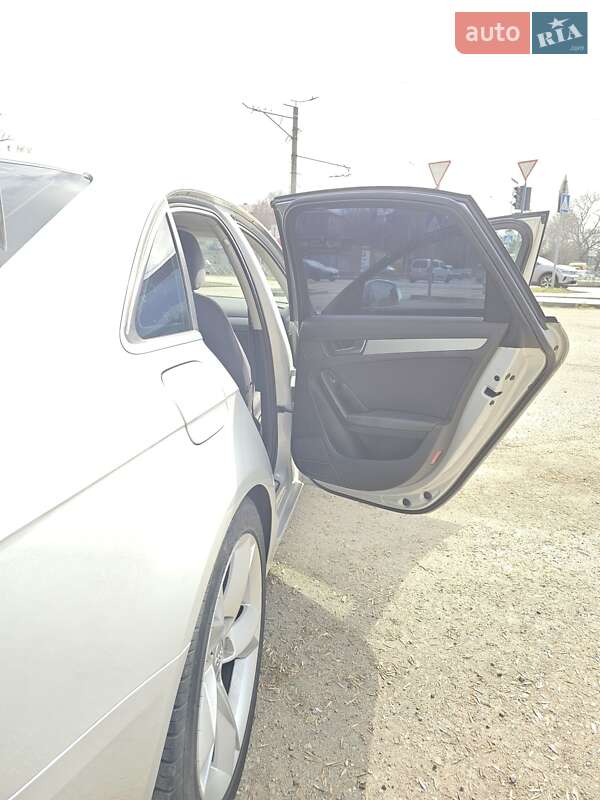 Седан Audi A4 2008 в Кропивницькому