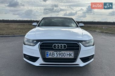 Седан Audi A4 2015 в Виннице