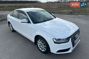 Седан Audi A4 2015 в Виннице