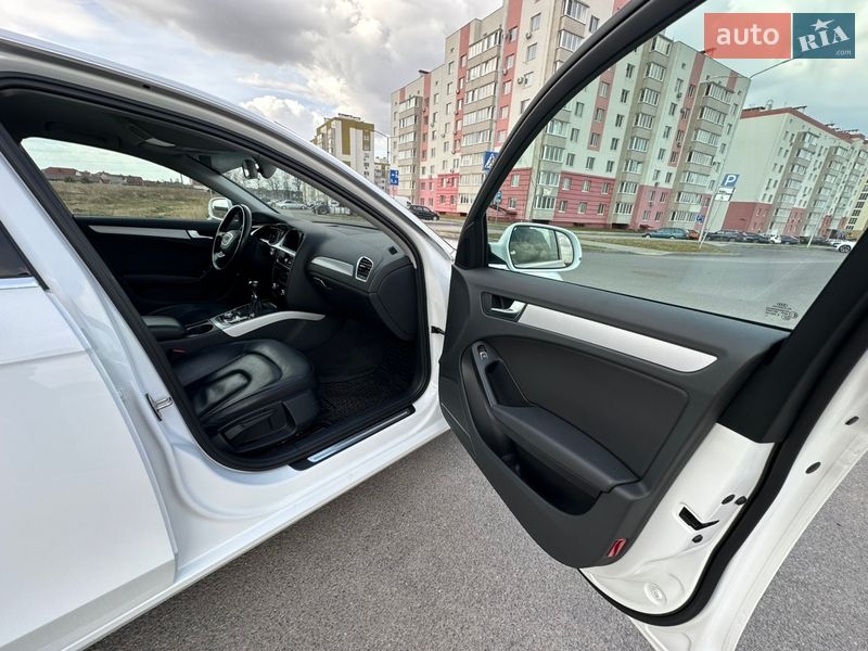 Седан Audi A4 2015 в Виннице