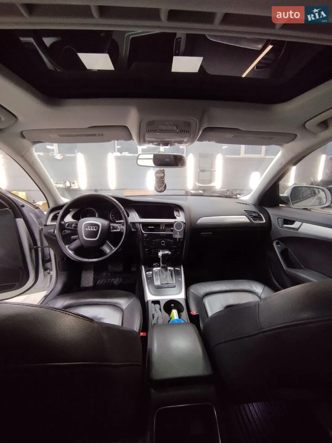 2011 Audi A4 - мініатюра 5