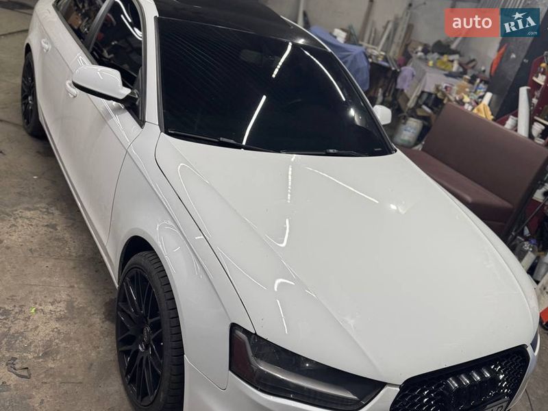 Седан Audi A4 2014 в Одессе