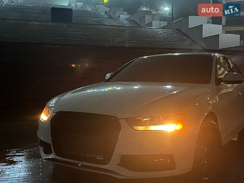 Седан Audi A4 2014 в Одессе