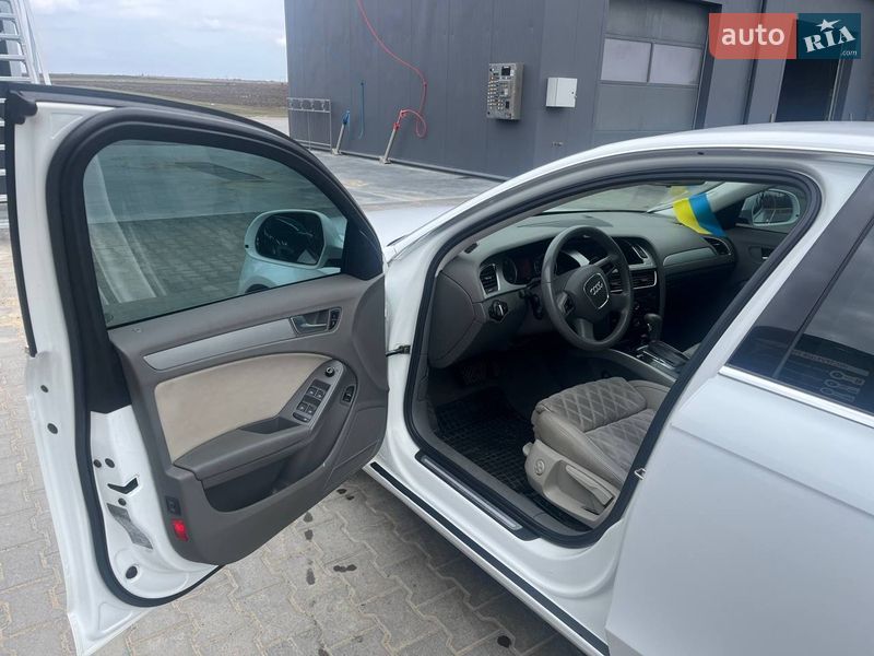 Седан Audi A4 2008 в Умани