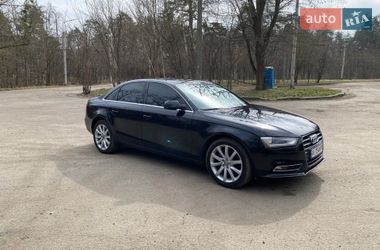 Седан Audi A4 2013 в Киеве