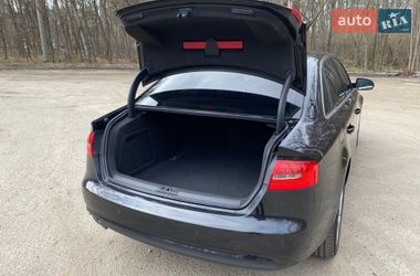 Седан Audi A4 2013 в Киеве