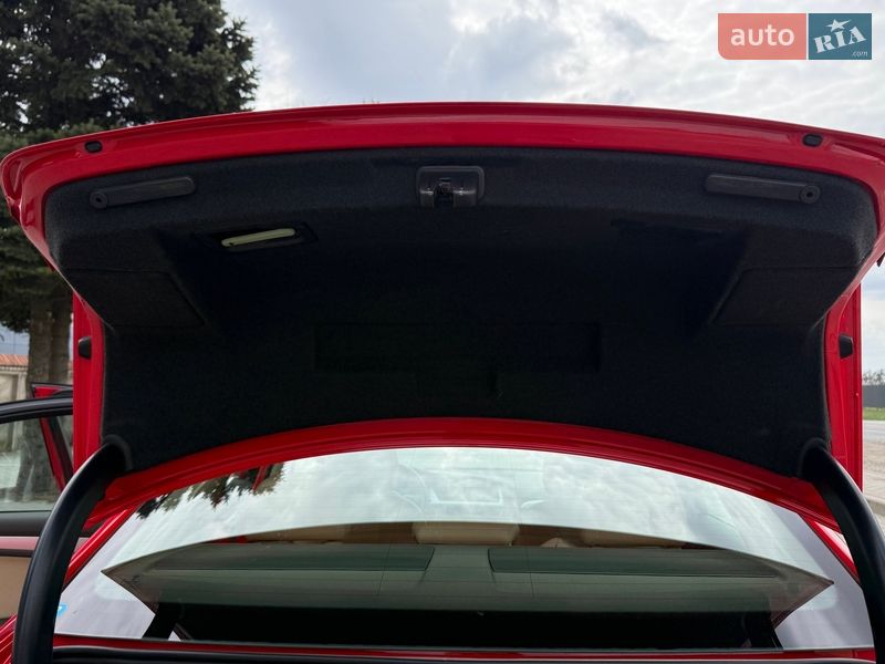 Седан Audi A4 2015 в Радехове