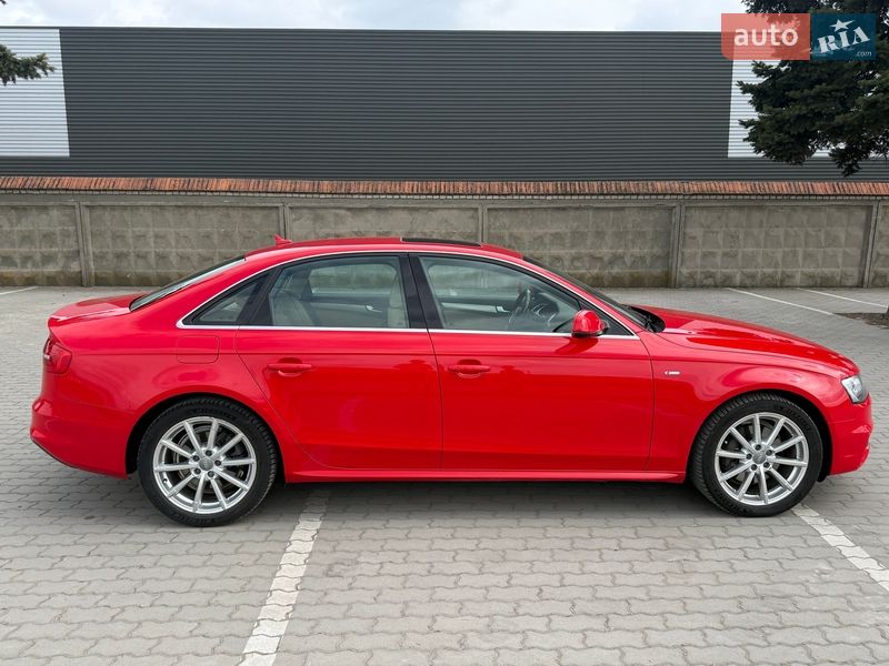 Седан Audi A4 2015 в Радехове