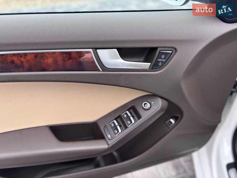 Седан Audi A4 2014 в Коломые