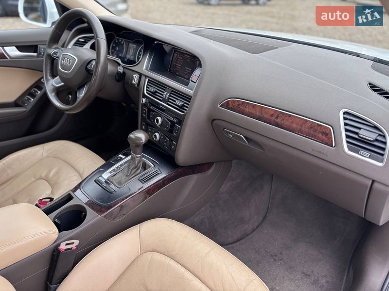 Седан Audi A4 2014 в Коломые