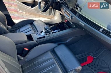 Седан Audi A4 2021 в Ужгороде