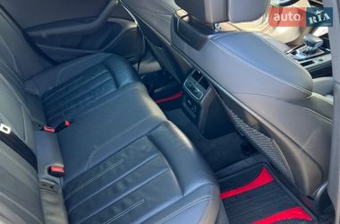Седан Audi A4 2021 в Ужгороде