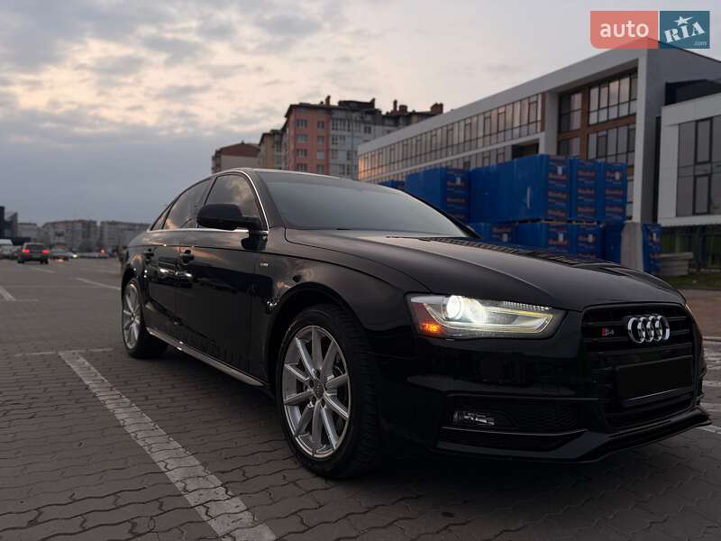 Седан Audi A4 2014 в Івано-Франківську фото Седан Audi A4 2014 в Івано-Франківську