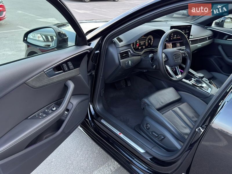 Седан Audi A4 2020 в Киеве