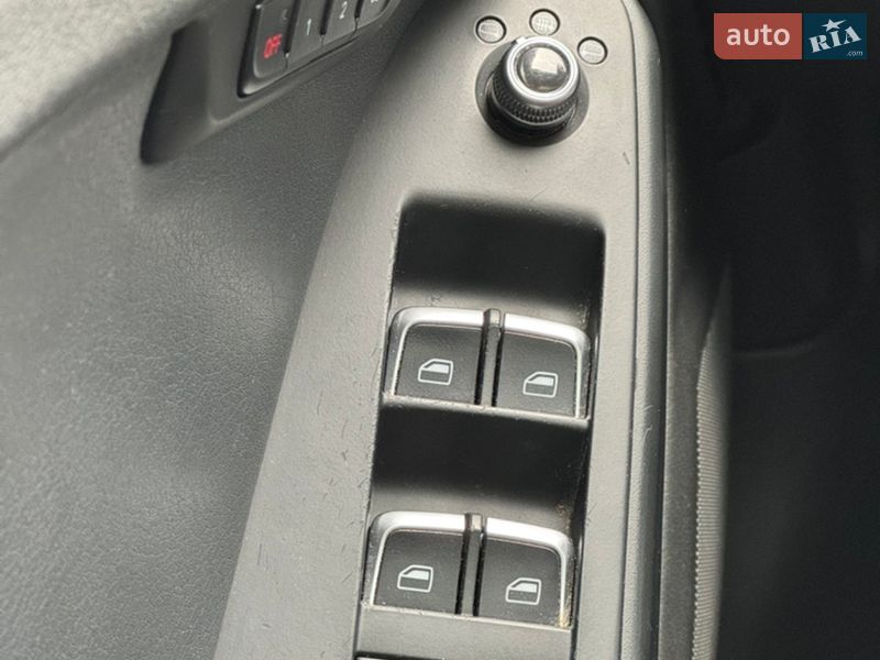 Седан Audi A4 2012 в Львові фото 12 Седан Audi A4 2012 в Львові