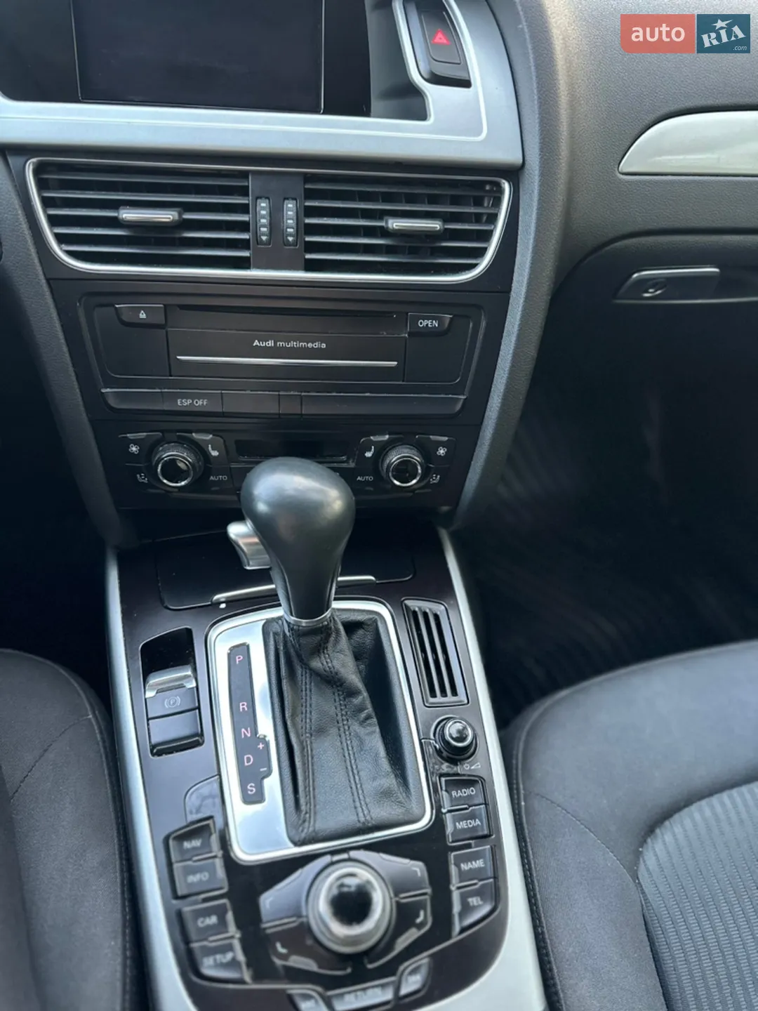 2010 Audi A4 - мініатюра 21