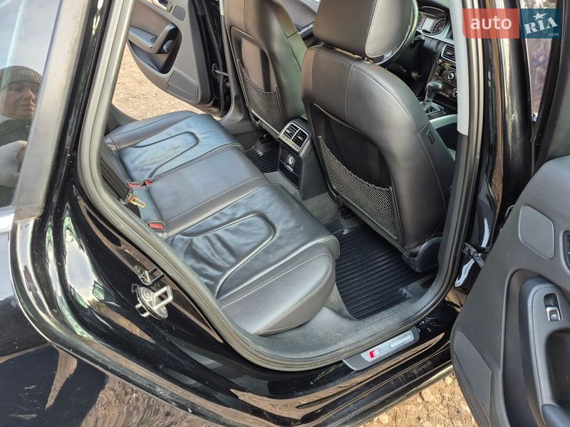 Седан Audi A4 2015 в Сумах