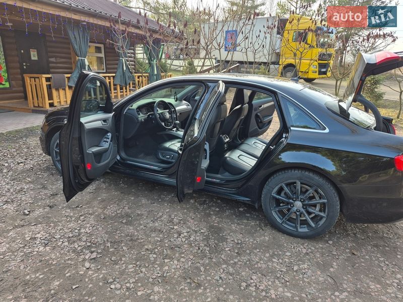 Седан Audi A4 2015 в Сумах