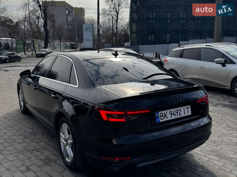 Седан Audi A4 2018 в Киеве фото 6 Седан Audi A4 2018 в Киеве
