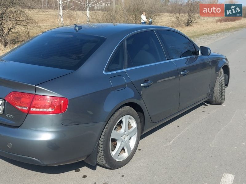 Седан Audi A4 2012 в Житомире
