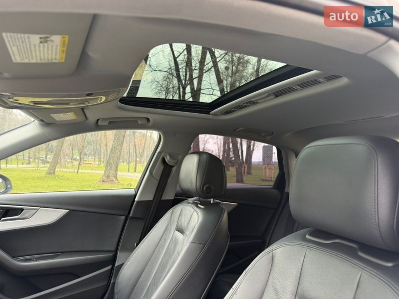 Седан Audi A4 2017 в Киеве