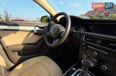 Седан Audi A4 2012 в Львове