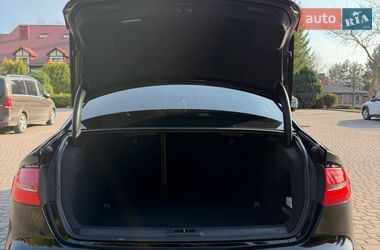 Седан Audi A4 2012 в Львове