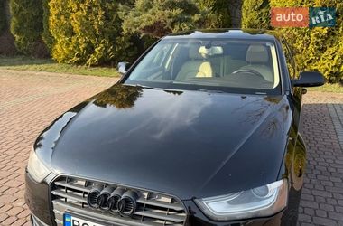Седан Audi A4 2012 в Львове