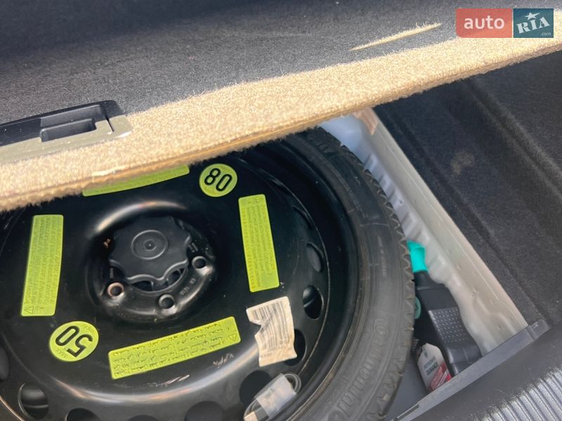 Седан Audi A4 2014 в Ирпене