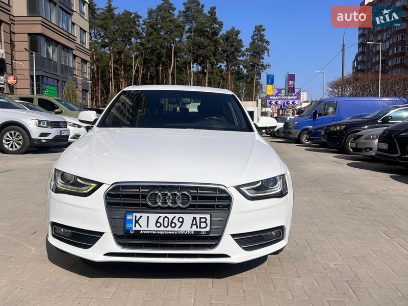 Седан Audi A4 2014 в Ирпене