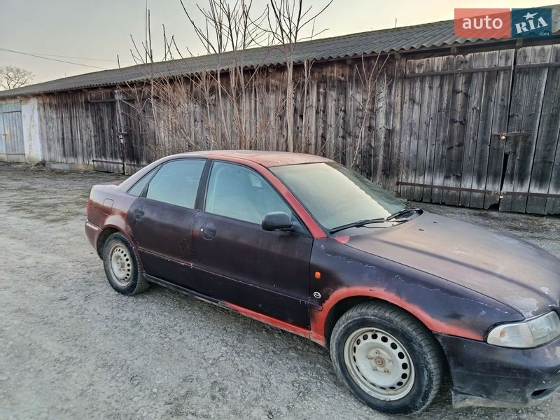 Седан Audi A4 1998 в Новоселице фото 10 Седан Audi A4 1998 в Новоселице