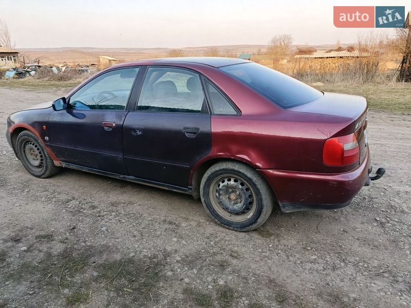 Седан Audi A4 1998 в Новоселице фото 6 Седан Audi A4 1998 в Новоселице