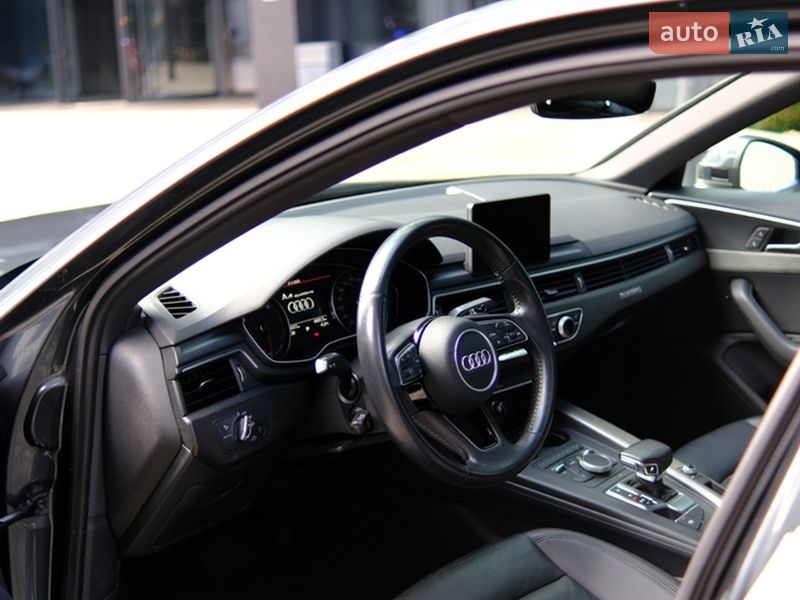 Седан Audi A4 2019 в Києві