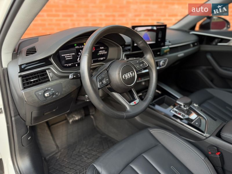 Седан Audi A4 2021 в Киеве фото 33 Седан Audi A4 2021 в Киеве