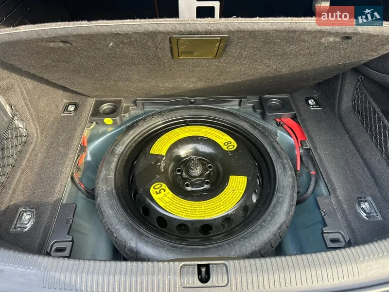 Audi A4 2020 VIN WAUDAAF41MN004496 фото оголошення 32 з 84