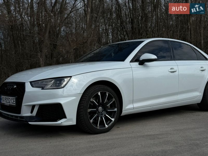 Седан Audi A4 2017 в Дніпрі