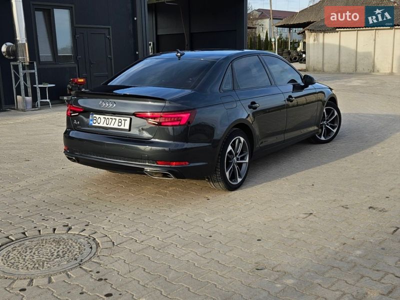 Седан Audi A4 2019 в Тернополе