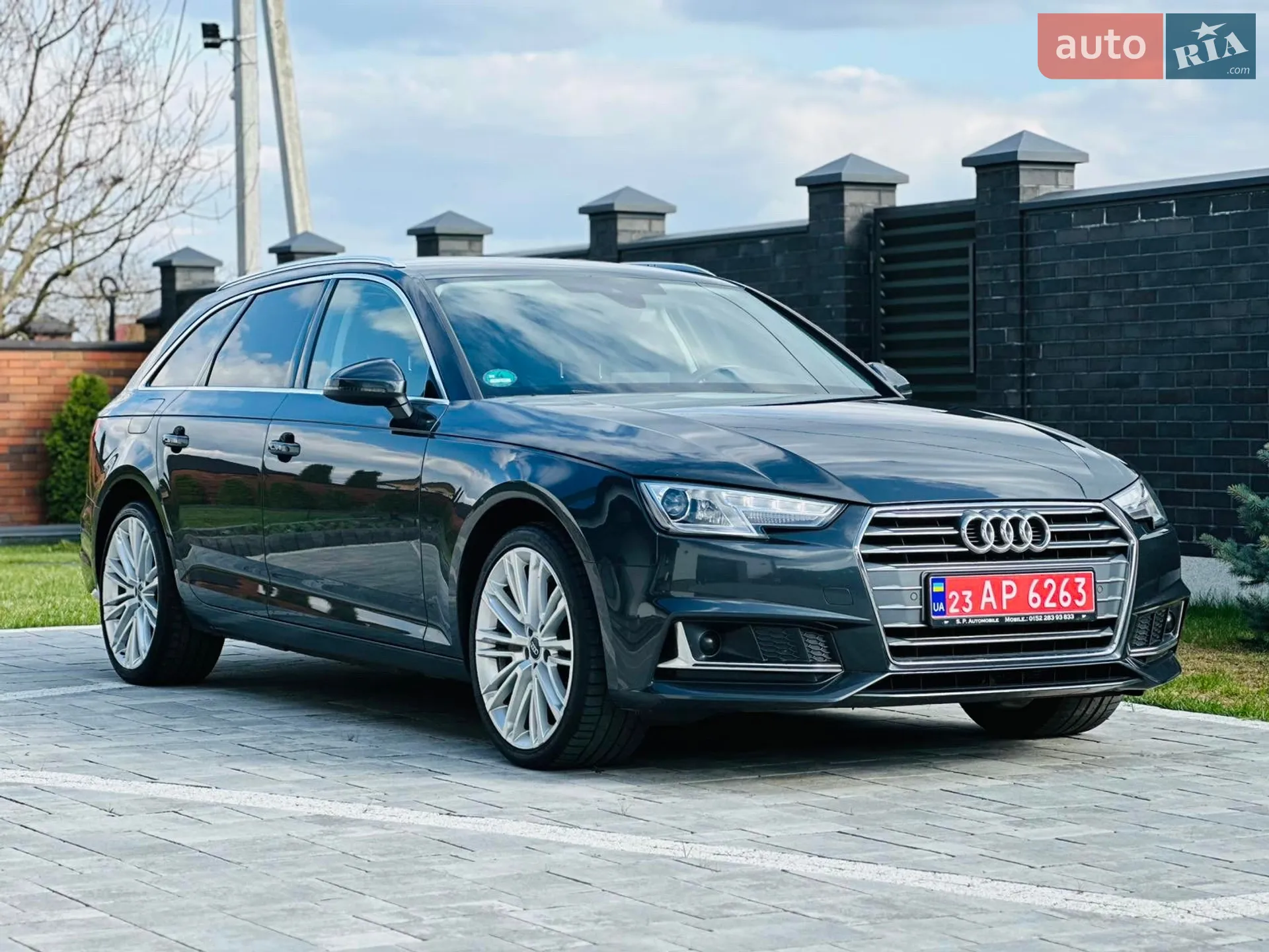 2018 Audi A4 - фото 1