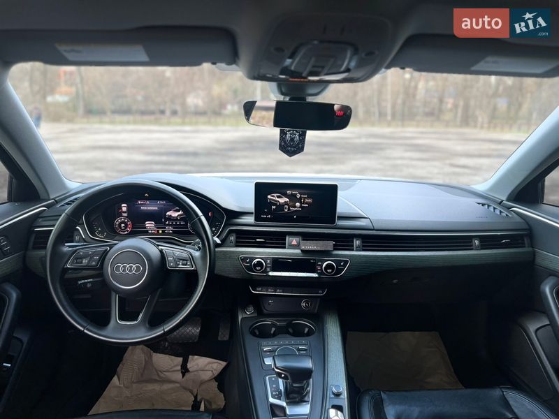 Седан Audi A4 2018 в Сумах