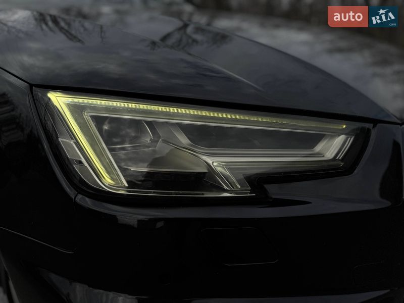 Седан Audi A4 2016 в Киеве