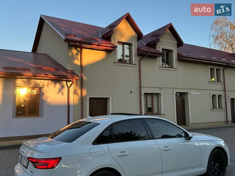 Седан Audi A4 2017 в Львове
