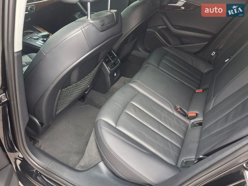 Седан Audi A4 2018 в Каменец-Подольском