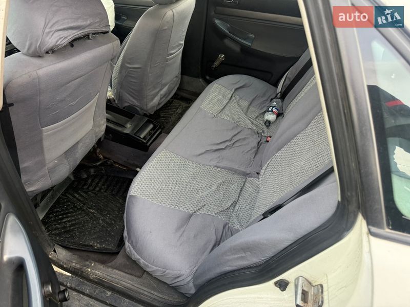 Седан Audi A4 1996 в Тячеве