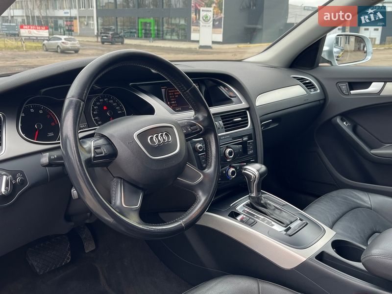 Седан Audi A4 2014 в Миколаєві