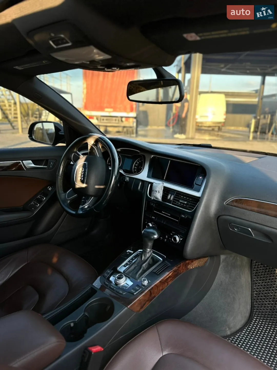 2015 Audi A4 - мініатюра 14