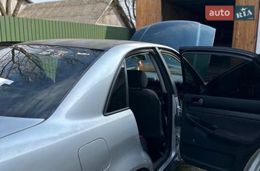 Седан Audi A4 1996 в Березному