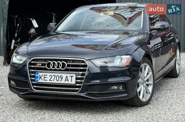 Седан Audi A4 2015 в Дніпрі