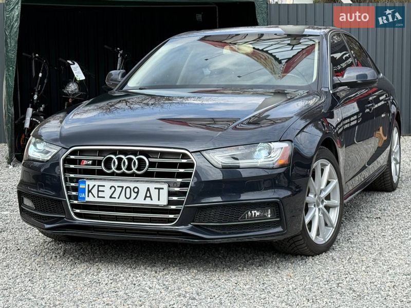 Audi A4 2015