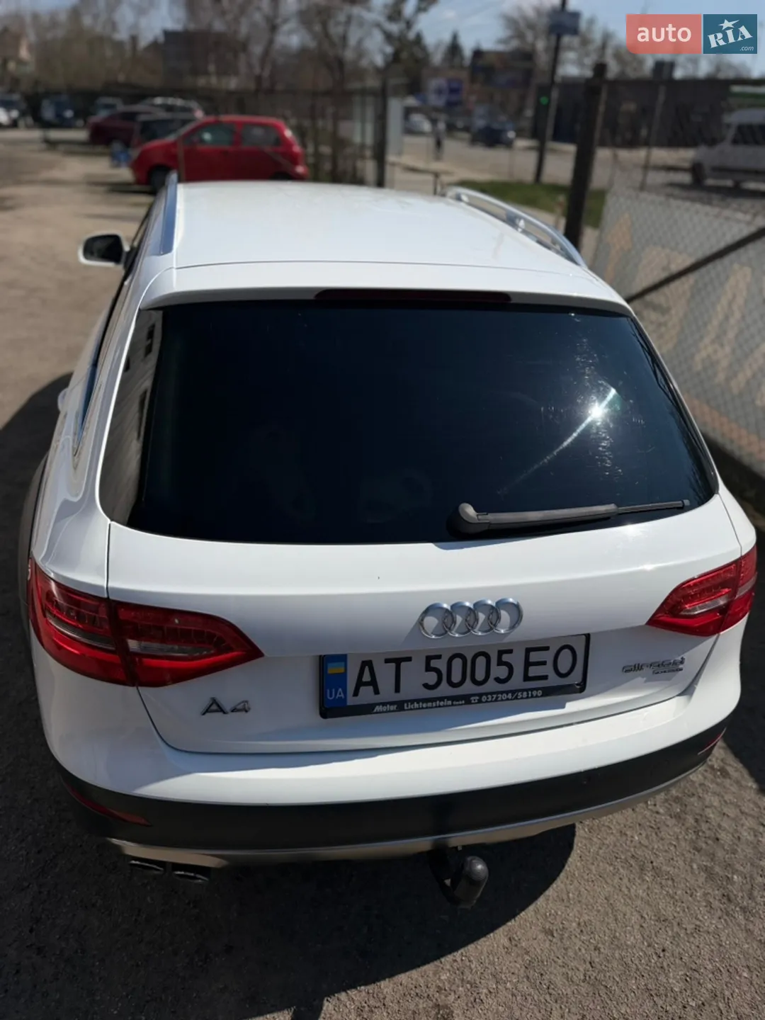 2012 Audi A4 - мініатюра 3
